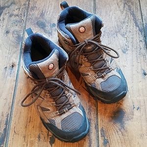 Mens Merrell Vibram Hiking Boots size 9.5